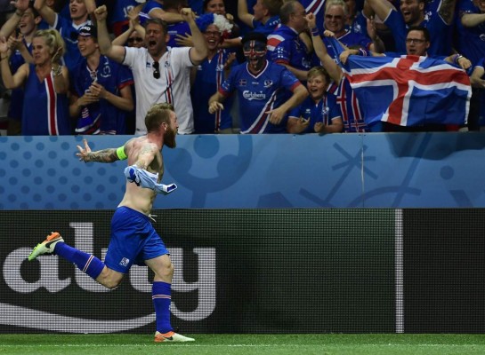 Islandia humilla a Inglaterra y se cita con Francia en cuartos