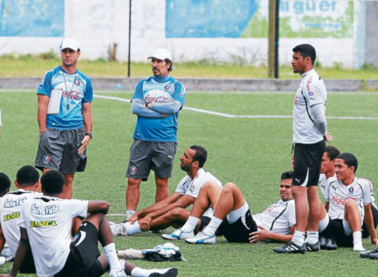 La misión de Olimpia es ganar en casa...