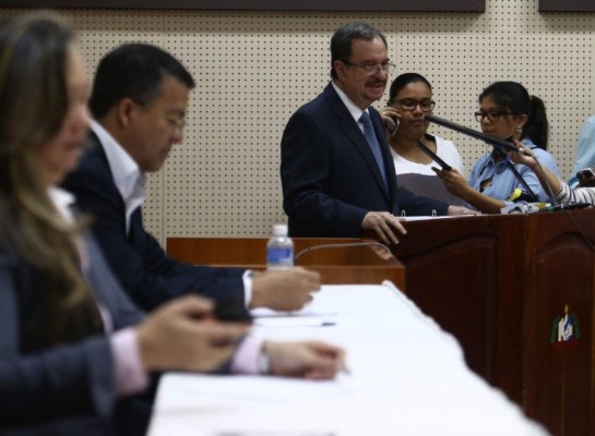 Secretaría de Educación confirma que habrá un nuevo concurso docente