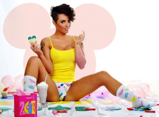 Reconocido peleador propina golpiza a su novia