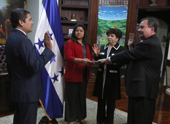 Congreso ampliará plazo a la Interventora de la Universidad Nacional de Agricultura