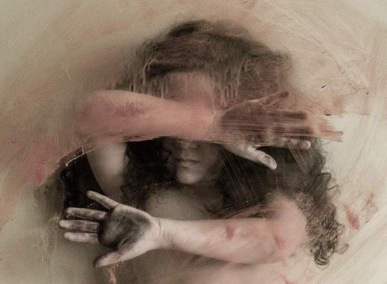 Dilcia Cortés o la metáfora de 'el Vidrio de Pandora”