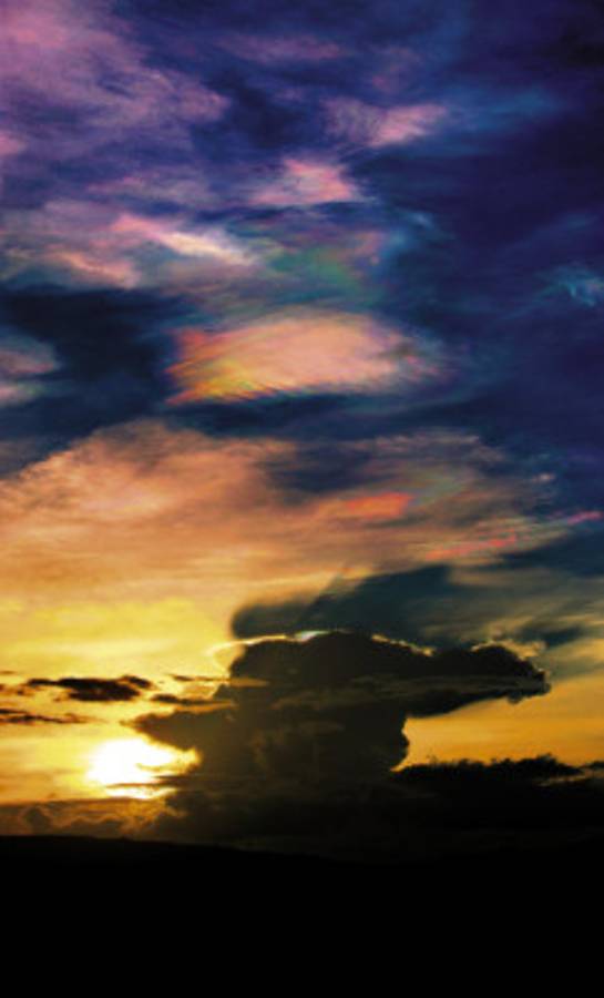 Honduras: impresionante arcoíris de fuego adornó cielo capitalino