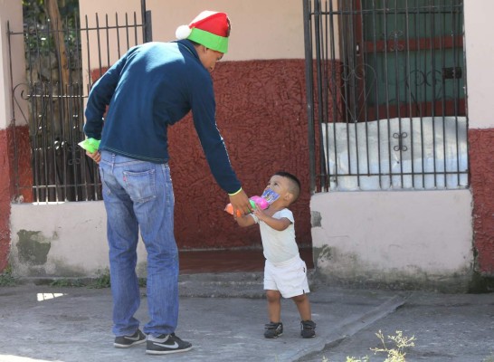 Inolvidable Navidad en el barrio El Chino de la aldea Mateo