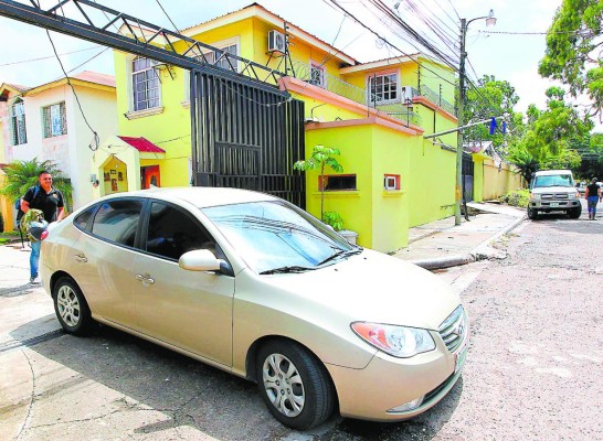 Madre de Mario Zelaya deberá entregar hoy vivienda asegurada