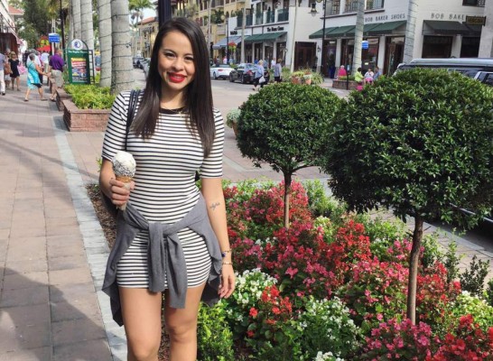 Lipstickfables genera controversia tras responderle a un chico en Twitter