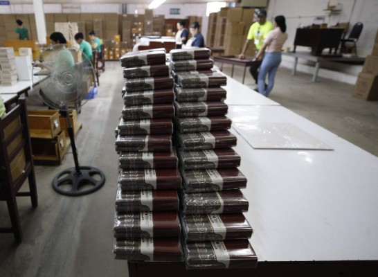 Los puros, un maridaje perfecto de humo y placer