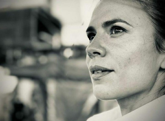 ¿Quién es Hayley Atwell, la famosa novia de Tom Cruise? (FOTOS)