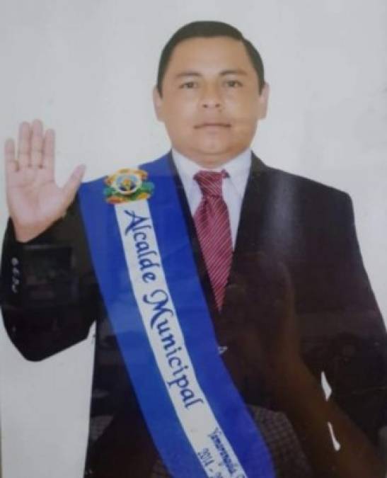 Consternación en velorio del alcalde José Lorenzo 'Lenchito' Bejarano (FOTOS)