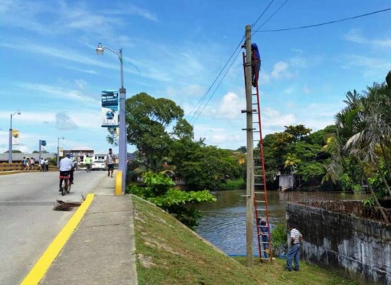 Honduras: Al menos cuatro playas cuentan con internet este verano