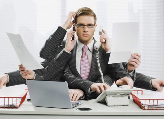 Las cinco cosas que debes dejar de hacer en tu trabajo para mejorar tu salud