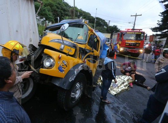 Madre de menor muerto en accidente: 'No te quiero ver guindado de la escalera de ese tanque”
