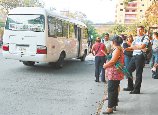 Extorsionadores acorralan al transporte