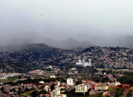 Pronostican fin de semana lluvioso en Honduras