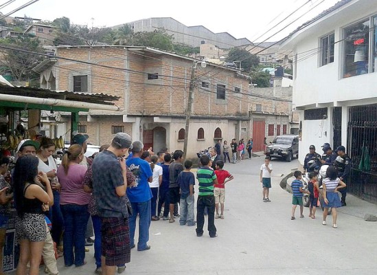 Matan a hondureño dentro de barbería