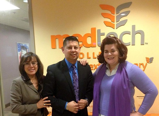 Hondureño abre puertas a estudiantes en EE UU