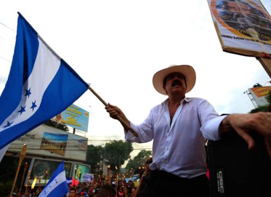 Manuel Zelaya habla de golpistas impunes