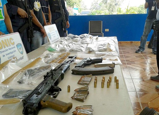 Capturan a presuntos miembros del 'Combo que no se deja'