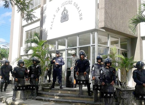 Honduras: Cierre total de accesos a CSJ