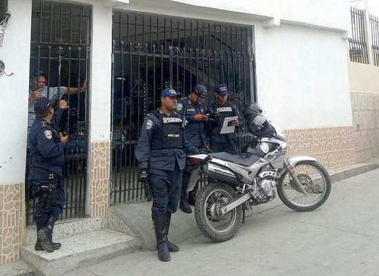 Matan a hondureño dentro de barbería