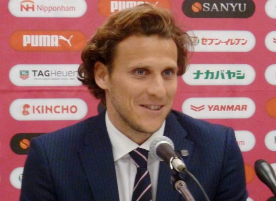 Diego Forlán dice adiós a la selección uruguaya