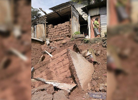 Capital de Honduras en alerta por desbordamiento de río Choluteca