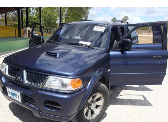 Honduras: Subasta de 12 vehículos deja 2.2 millones al Estado