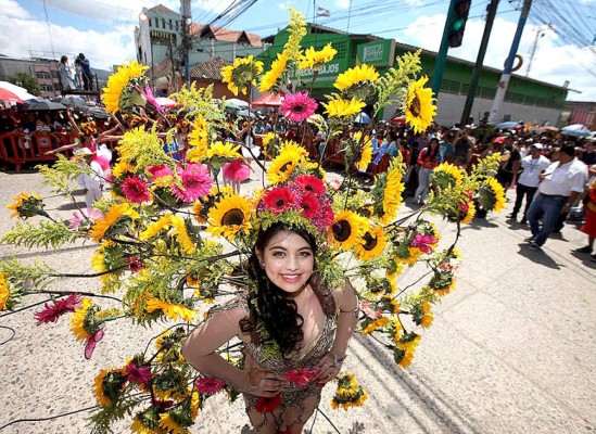 Derroche de belleza y colorido en Siguatepeque