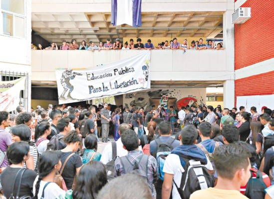 Se mantiene la toma en Choluteca y en la UNAH-VS