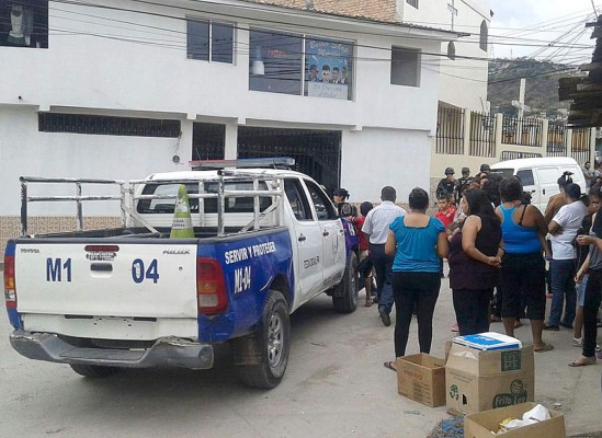 Matan a hondureño dentro de barbería