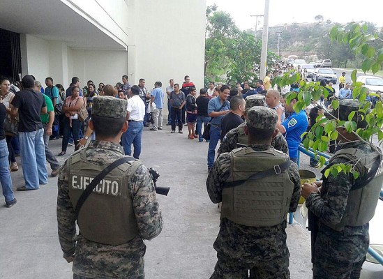 ENEE suspende a más de mil empleados a nivel nacional