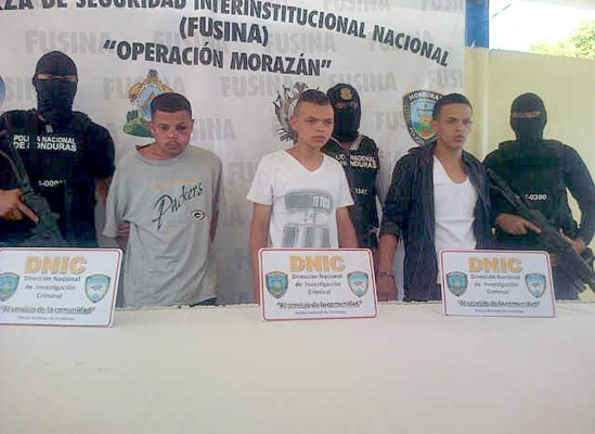 Capturan a tres pandilleros por incendio en pollera