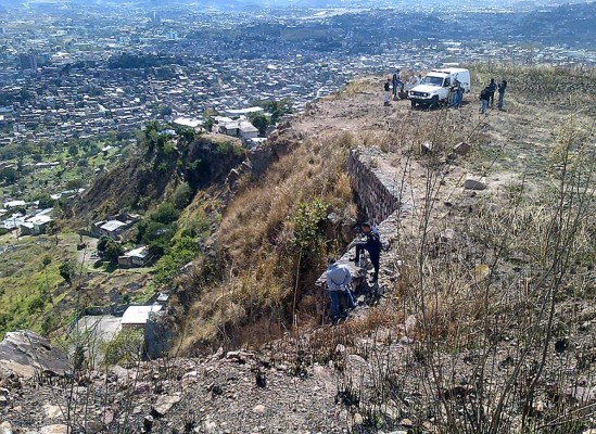 Hallan dos cadáveres en la capital de Honduras