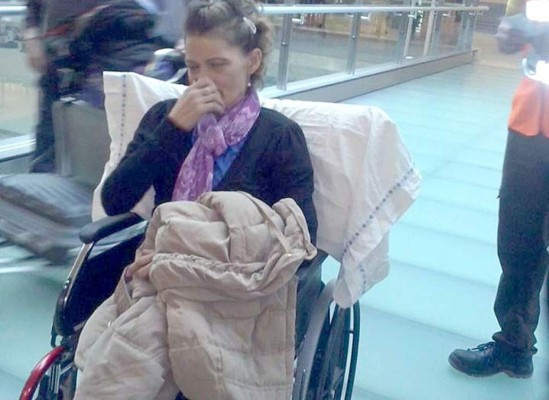 Hondureña con cáncer terminal retorna al país