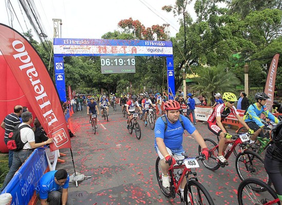 Un éxito convocatoria al máximo evento del ciclismo hondureño