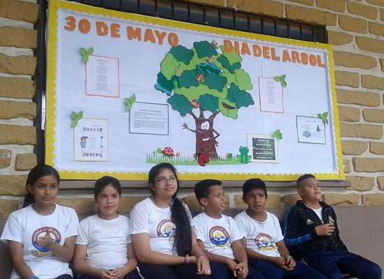 Celebran el Día del Árbol en Honduras