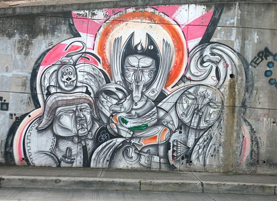 Hondureños a favor y en contra de grafitis