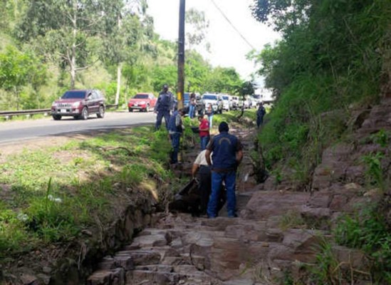 Hallan cadáver de estudiante en El Chile