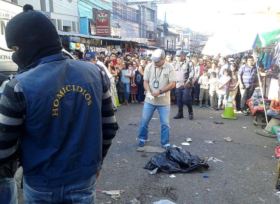Tiran dos fetos en Comayagüela