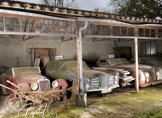 Encuentran en Francia colección multimillonaria de autos clásicos