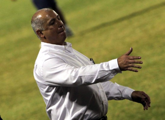 Eddy Atala: 'El objetivo es salir campeón en todo'