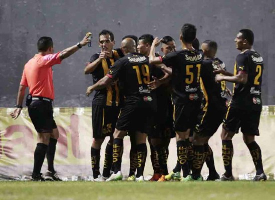 Real España encamina al Parrillas One