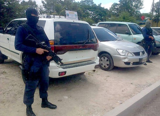 Capturan a tres pandilleros por incendio en pollera