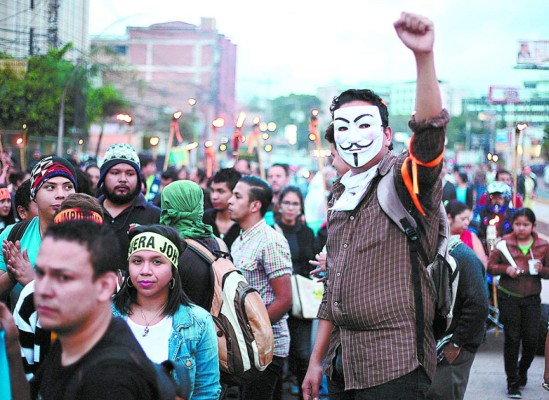 Se mantiene convocatoria a paro nacional, Policía en alerta