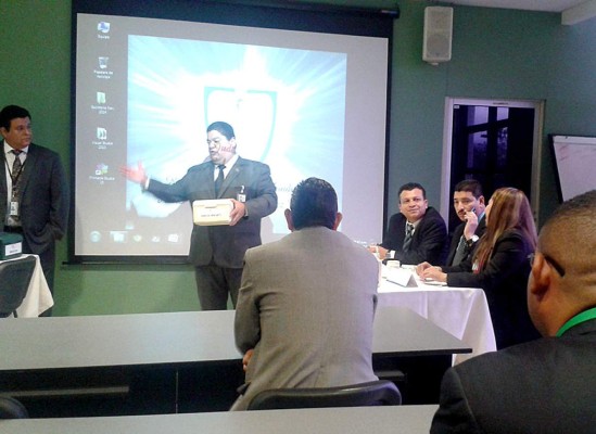 Evalúan a jueces y magistrados hondureños