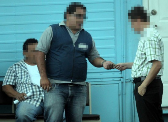 Honduras: Descarada venta de licencias de conducir en la DNT