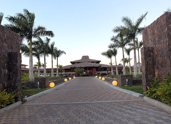 La belleza de Tela en imágenes