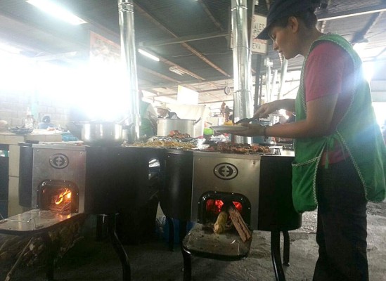 Retoman actividades en Feria del Agricultor