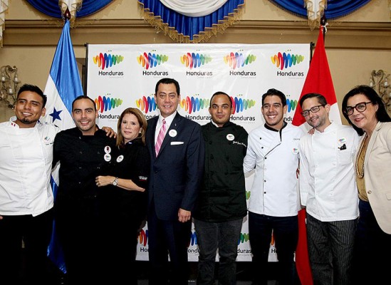 Premian libro honduro-peruano en China