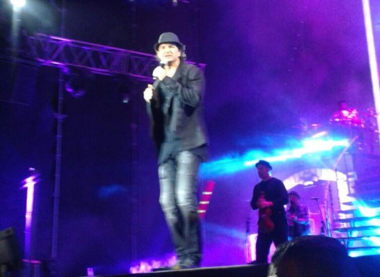 Tegucigalpa vibró con Ricardo Arjona